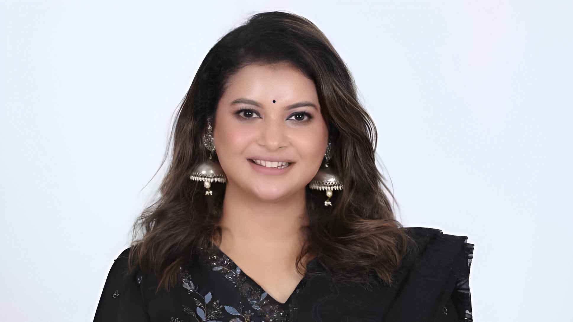 আজ যেখানে দাঁড়িয়ে আছি তার সবটাই মায়ের অবদান: শবনম ফারিয়া